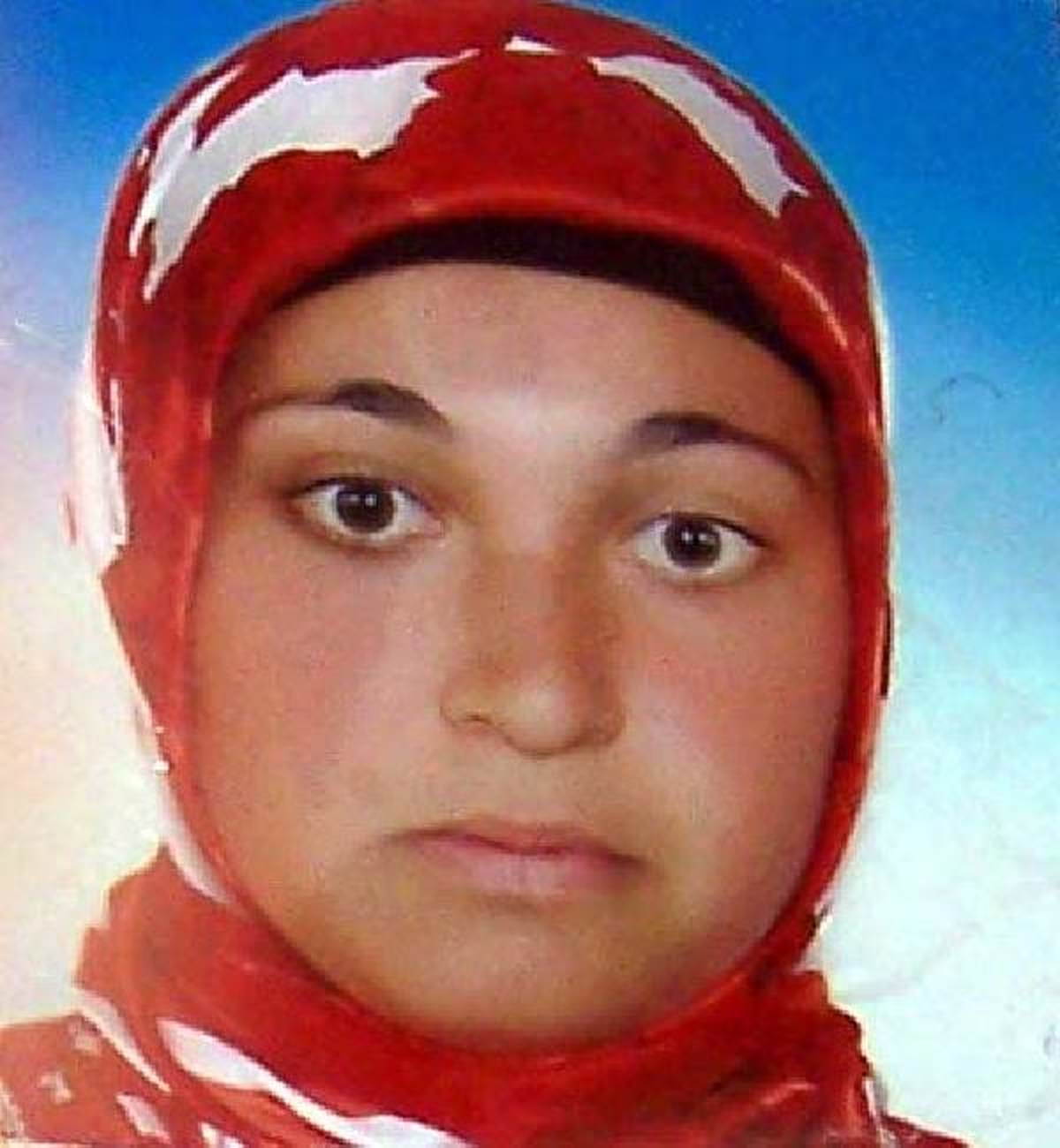 19 Yaşındaki Kız Kendini İple Astı
