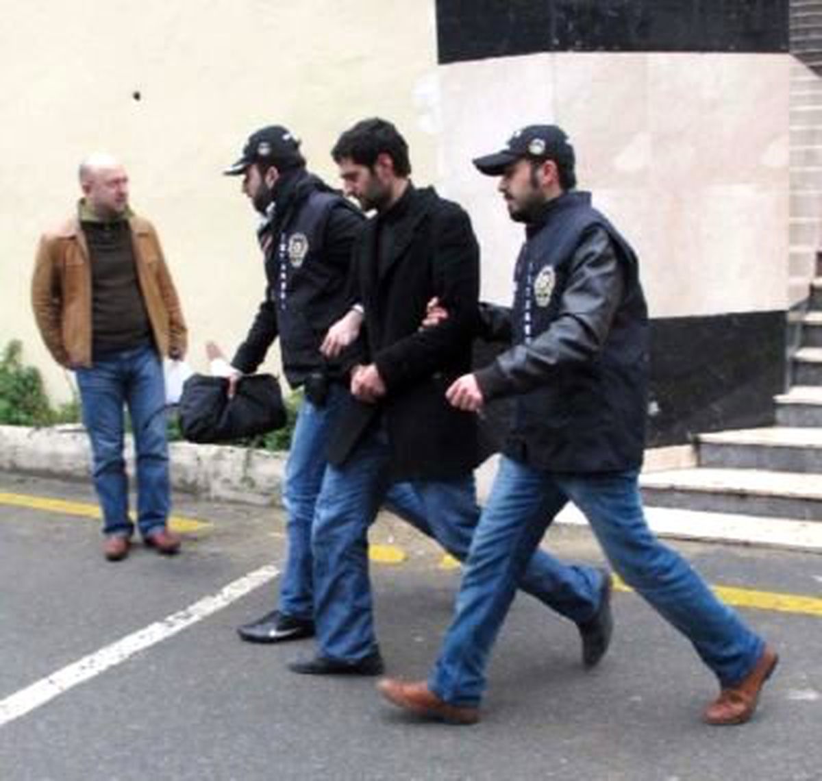 46 Günlük Eşini Boğarak Öldürdü