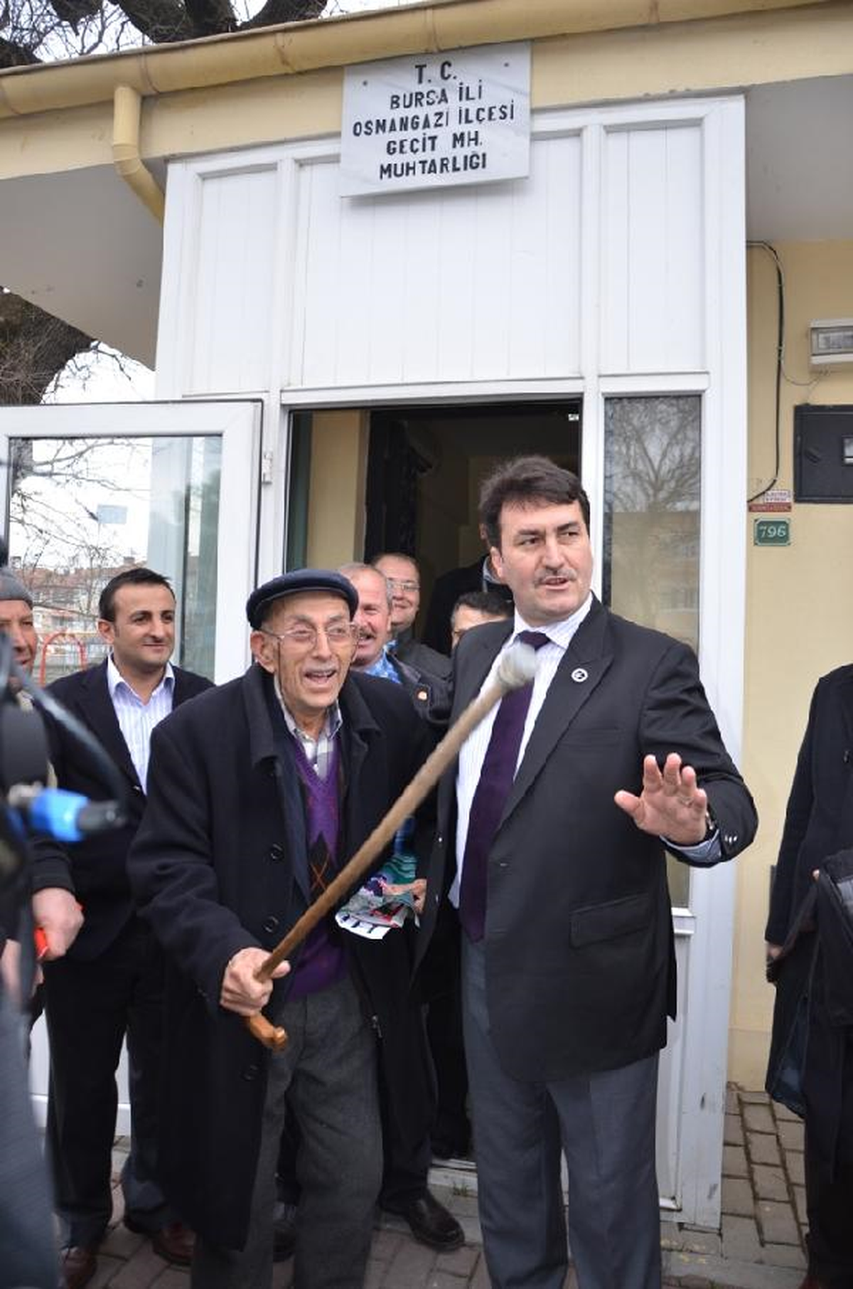 80 Yaşındaki Dede, Başkan'dan Eş İstedi