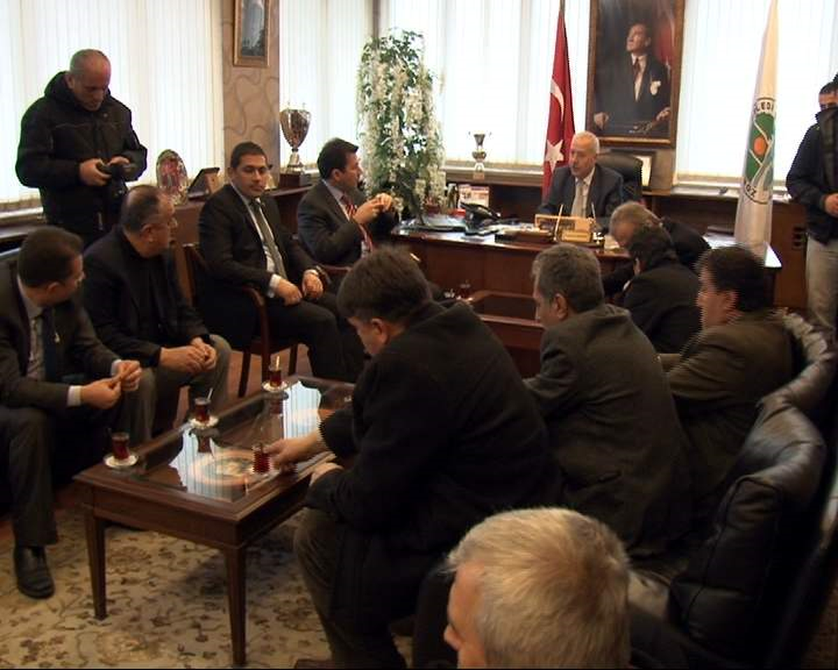 AK Parti Heyetinden Akdemir\'e Ziyaret