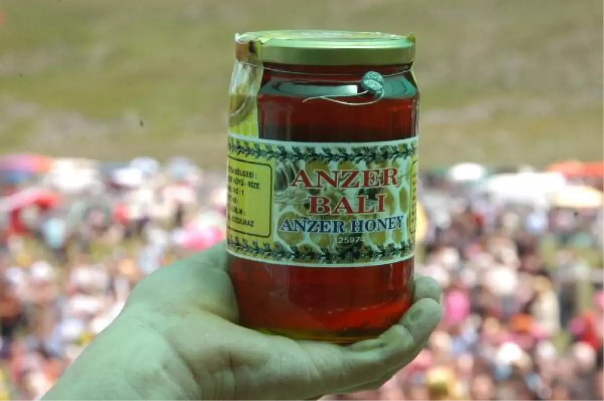 Anzer Balında 1 Tonluk Rekor Üretim