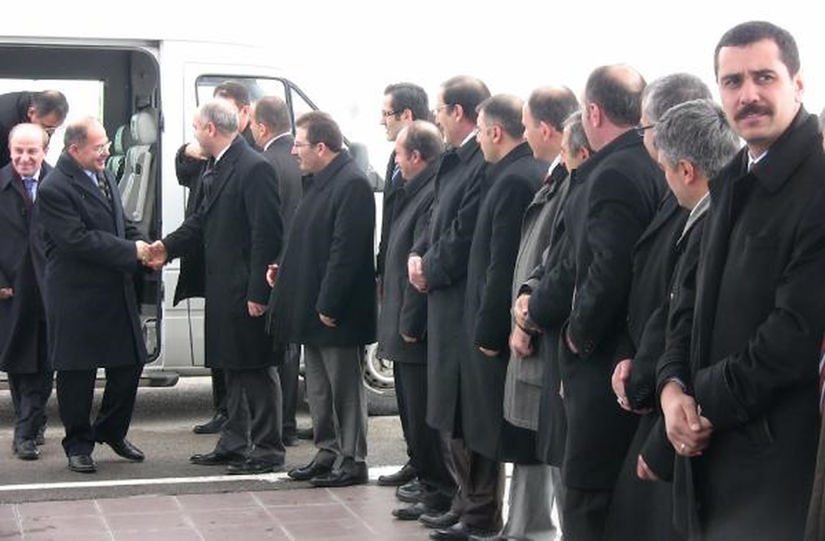 Bakan Akdağ; 15 Kişinin 1 Ambulansla Götürülmesi Kabul Edilemez