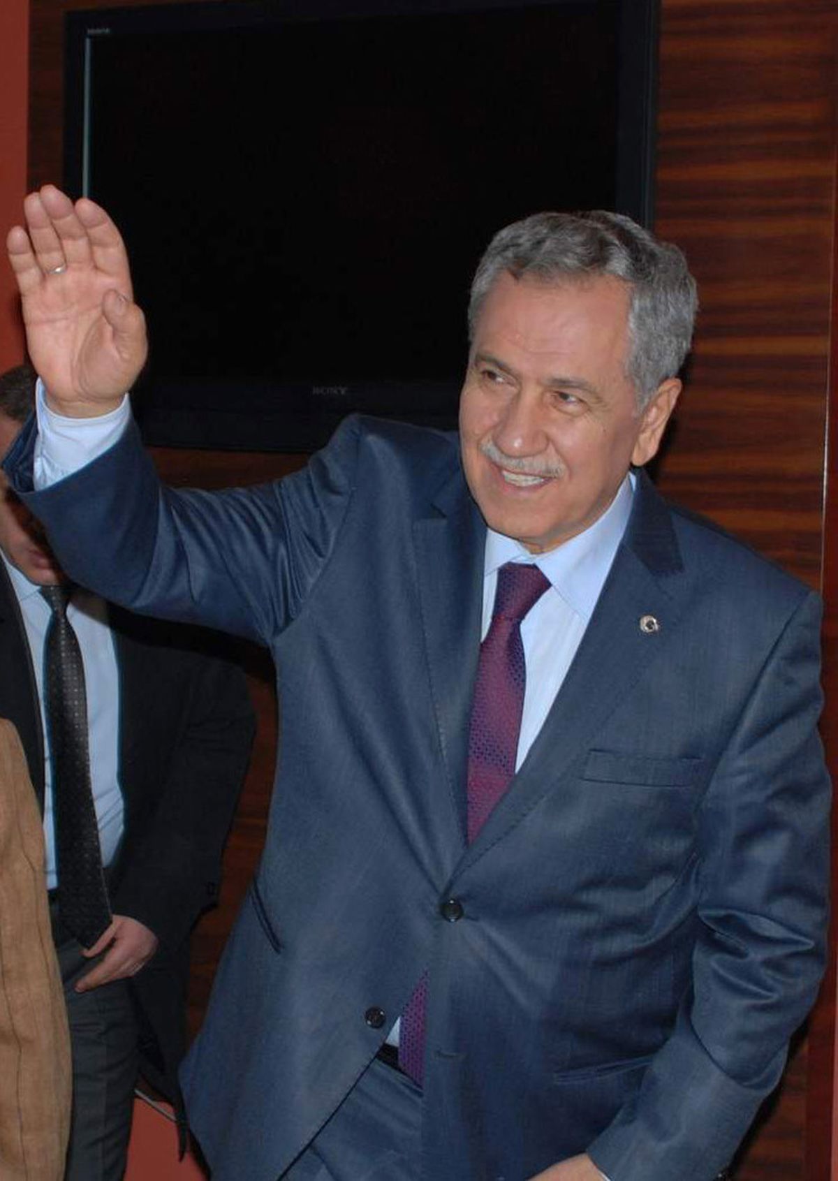 Bülent Arınç Diyarbakır'da