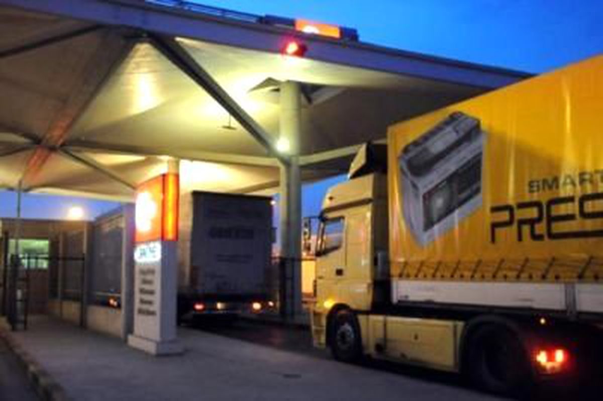 Bulgaristan, Kapıkule Sınır Kapısını Tır Geçişine Kapattı