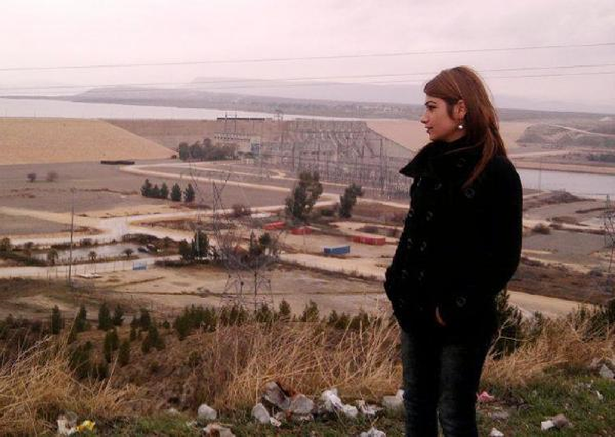 Güvenlik Görevlisini Dövüp Yurttan Kaçtılar