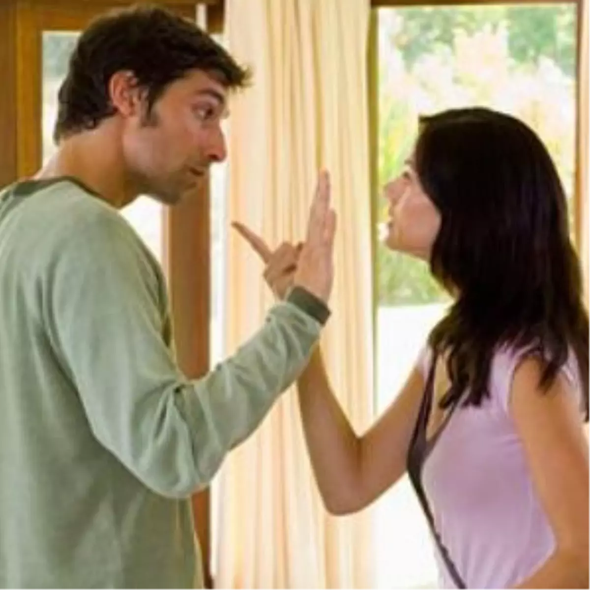 Kadınlar Neden \'Dırdır\' Eder?