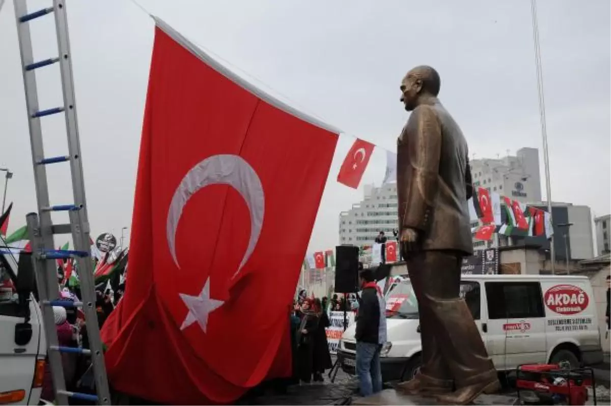 Kayseri\'de Duruşma Öncesi, İsrail Aleyhine Miting Gibi Gösteri(2)