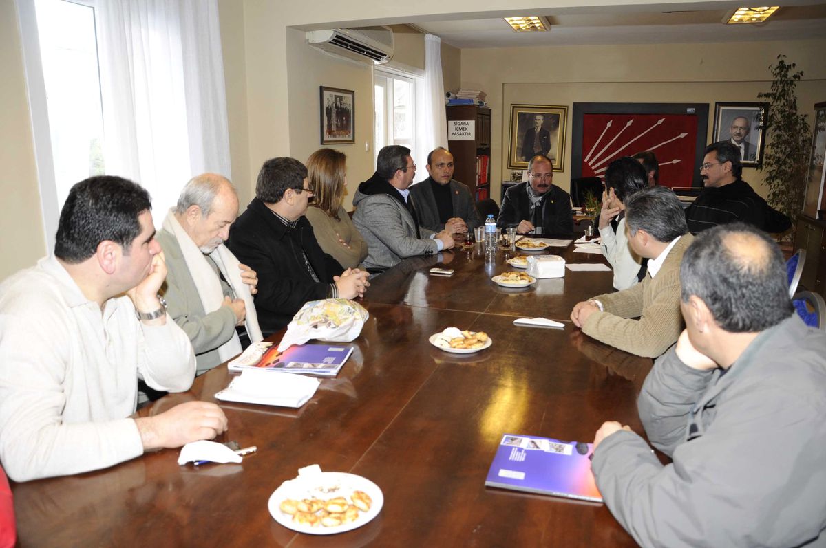 Kuşadası CHP'de Kongre Süreci Başladı