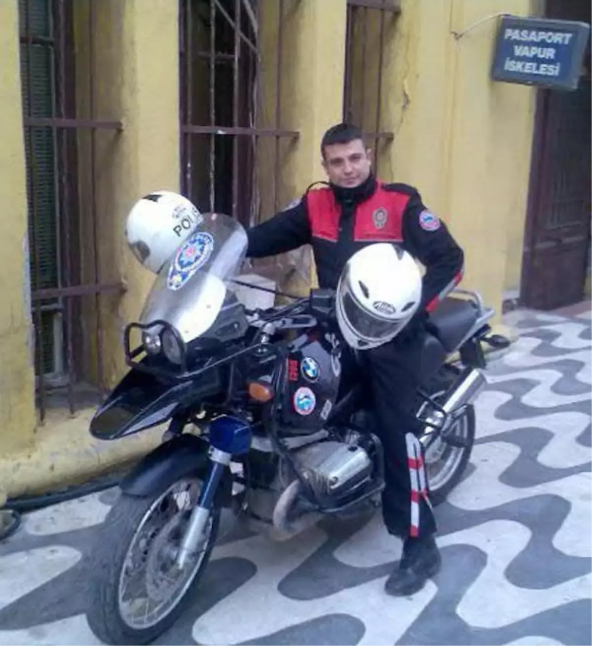 Motosikletli Polisler Kazada Yaralandı