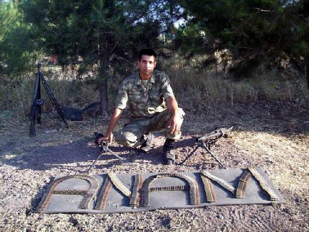 Nöbete Giderken Kalp Krizinden Öldü