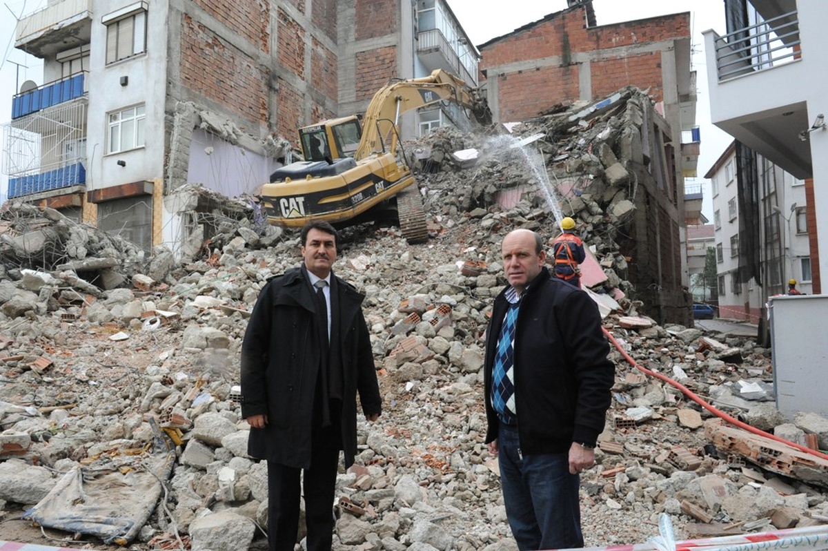 Osmangazi'de Çıkmaz Sokaklar Birbir Açılıyor
