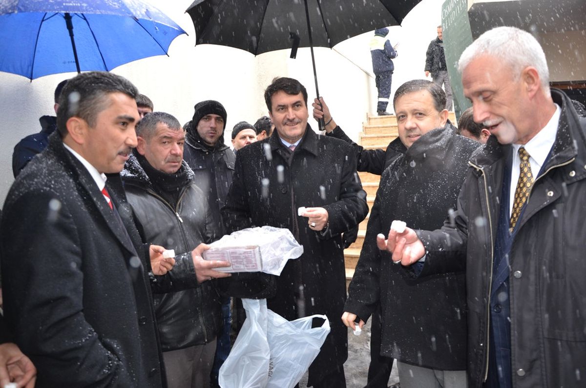 Osmangazi'den Kar Altında Açılış