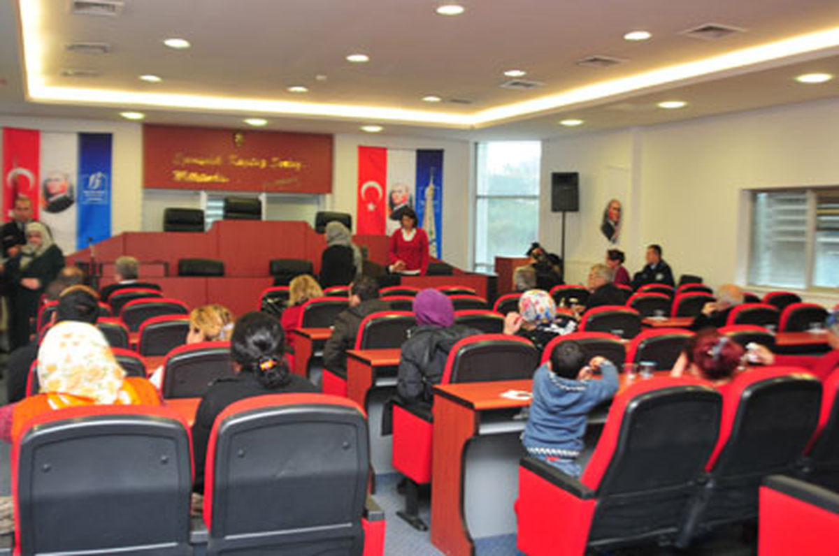 Sorunlara Çözüm Üreten Halk Toplantısı
