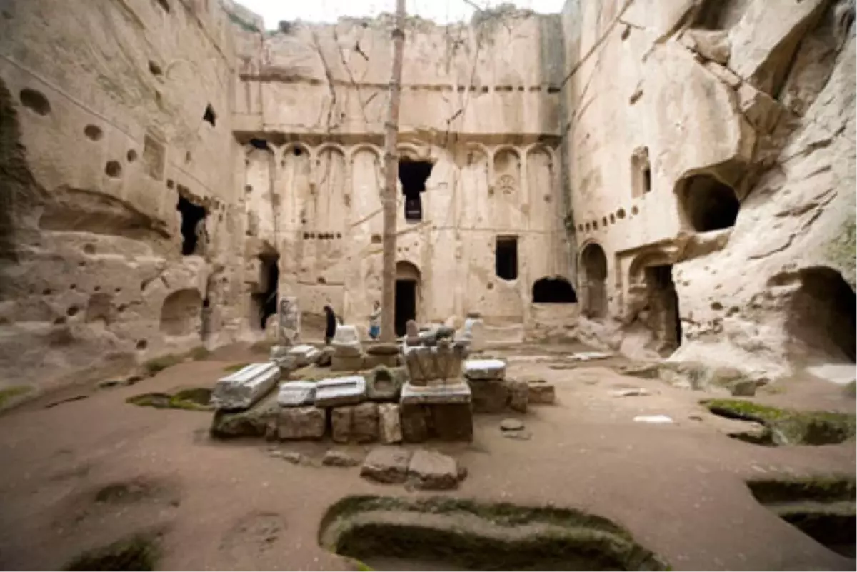 Tarihi Doku Dünyaya Sunuluyor