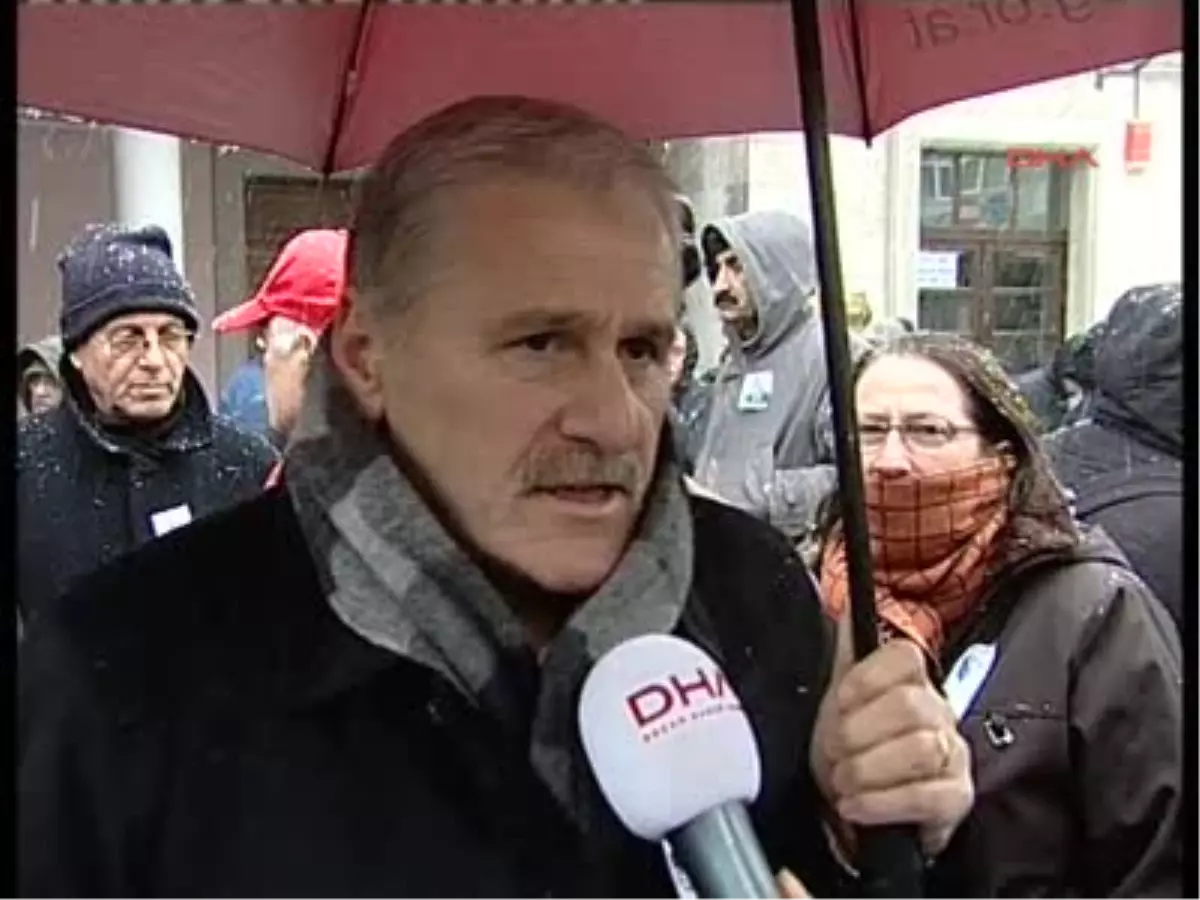 TİP'in Kurucusu Avni Erakalın Son Yolculuğuna Uğurlandı