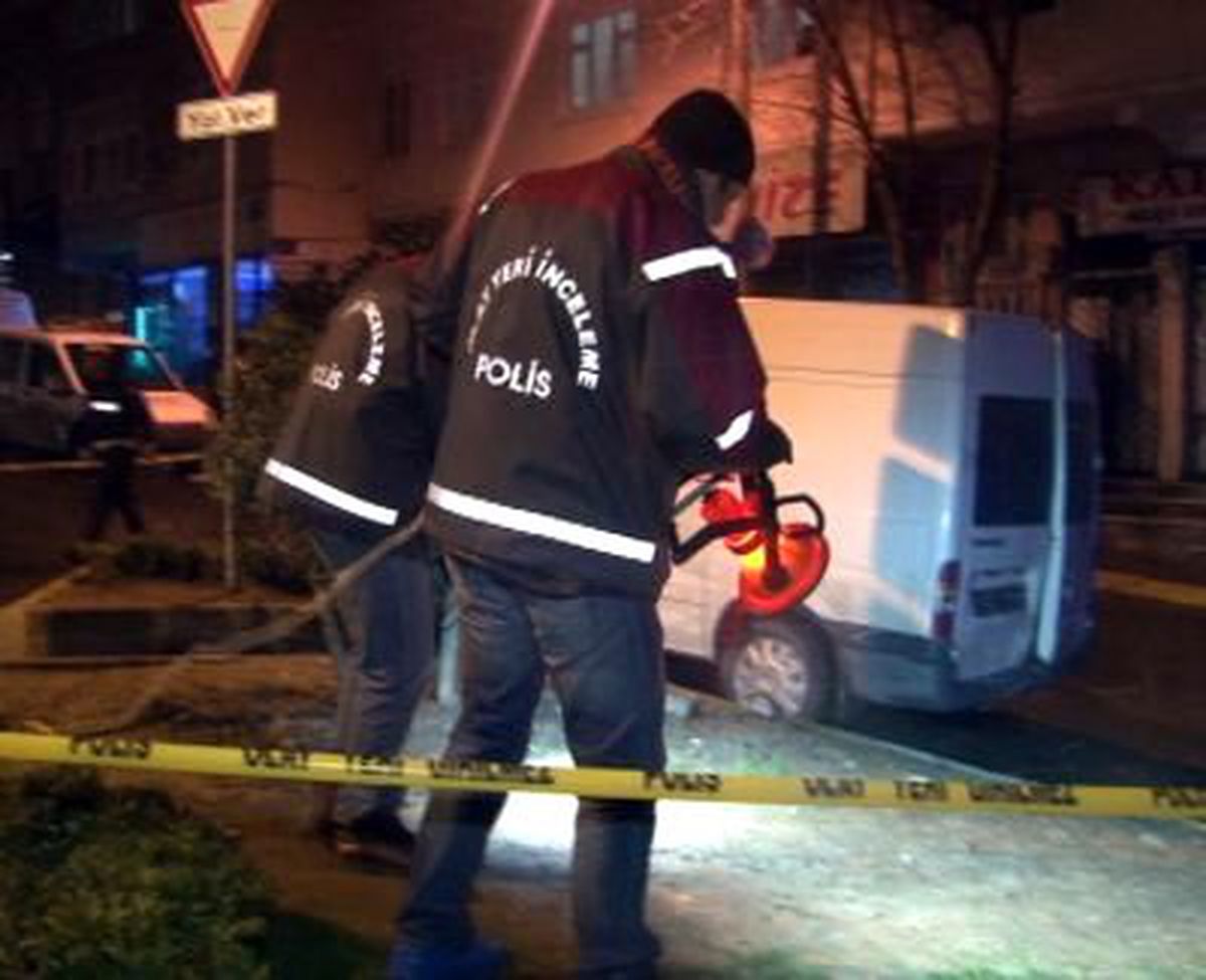 Uyarı Ateşi 4. Kattaki Kadını Yaraladı