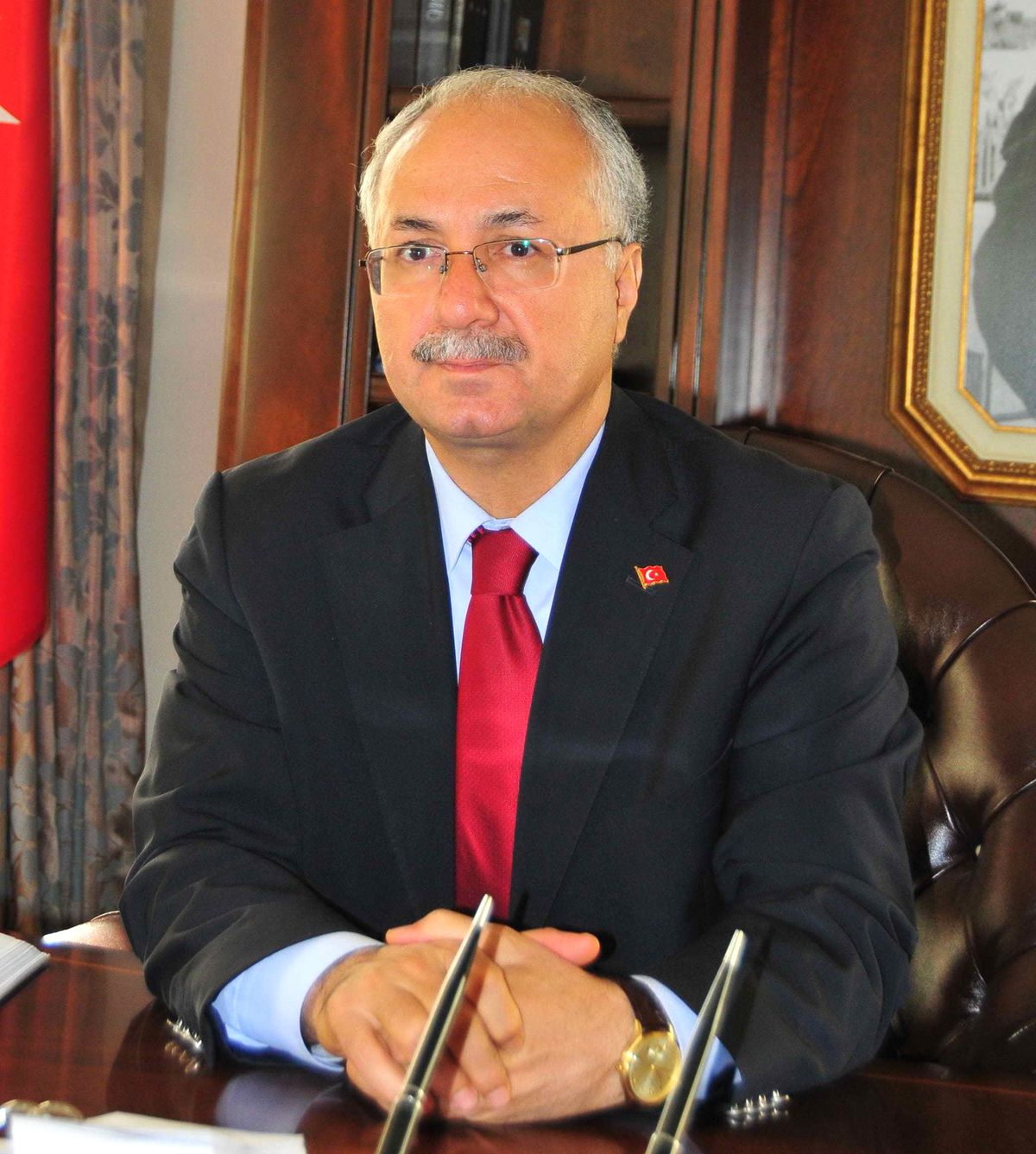 Vali Daşöz'den Darkale Yenileme Projesine Destek Sözü