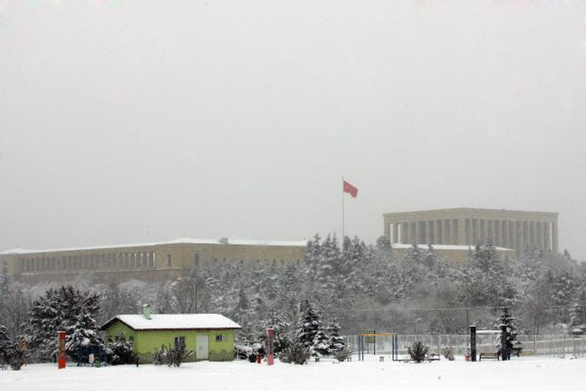 Yoğun Kar Yağışı Anıtkabir Ziyaretlerini Etkilemedi
