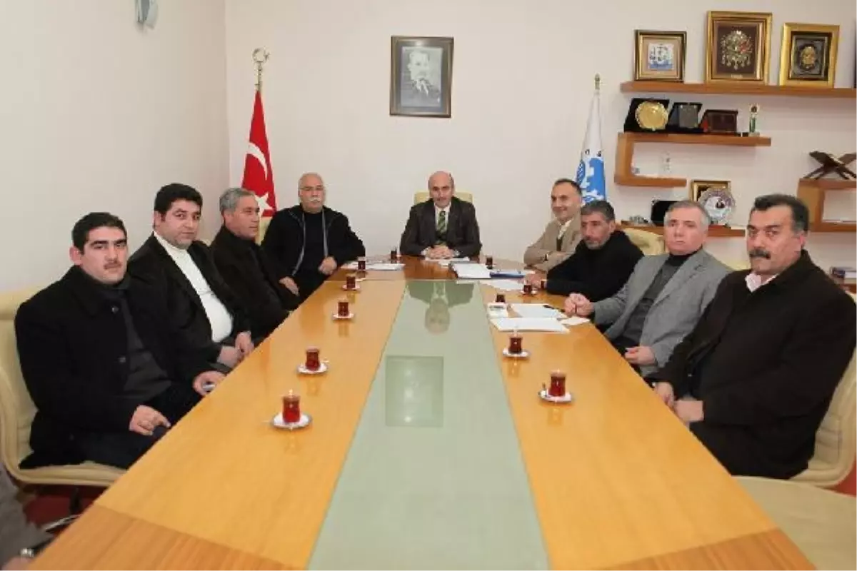 Adapazarı\'ndan İzmit\'e Tren Fiyatına Otobüs Seferleri