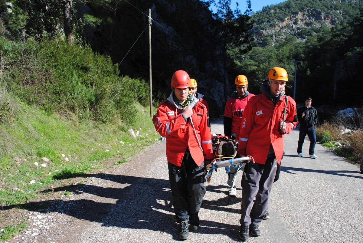 Akut Ekibi Olimpos\'ta Eğitim Alıyor
