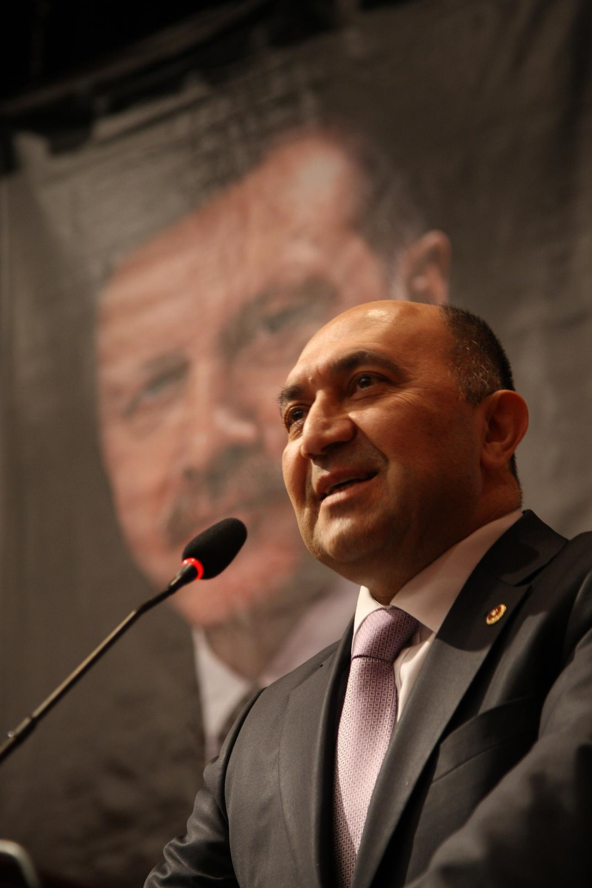 Anne Mahkumlar İçin 'Prangalı Ev Hapsi' Önerisi