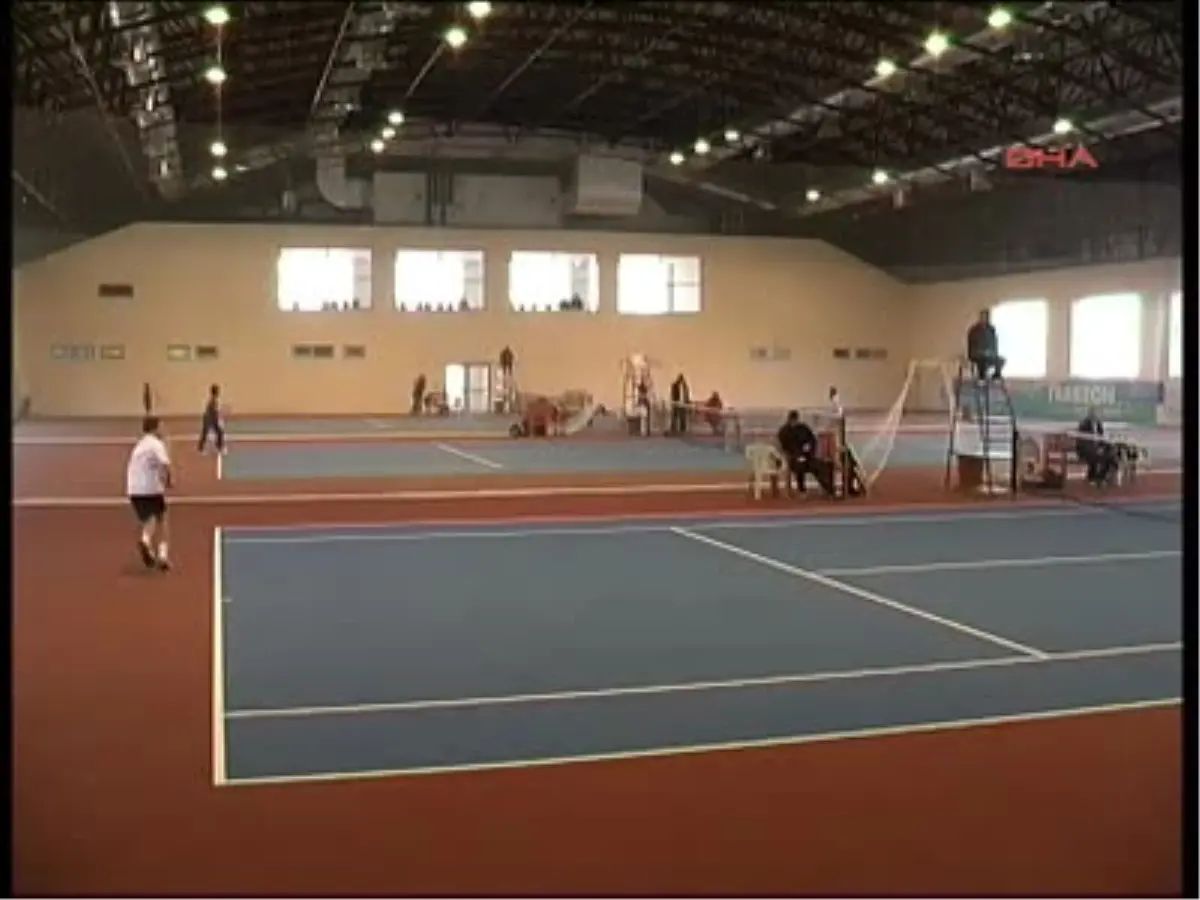 Avrupa Kış Kupası Tenis Müsabakalarında Türkiye, Litvanya Engelini Geçti