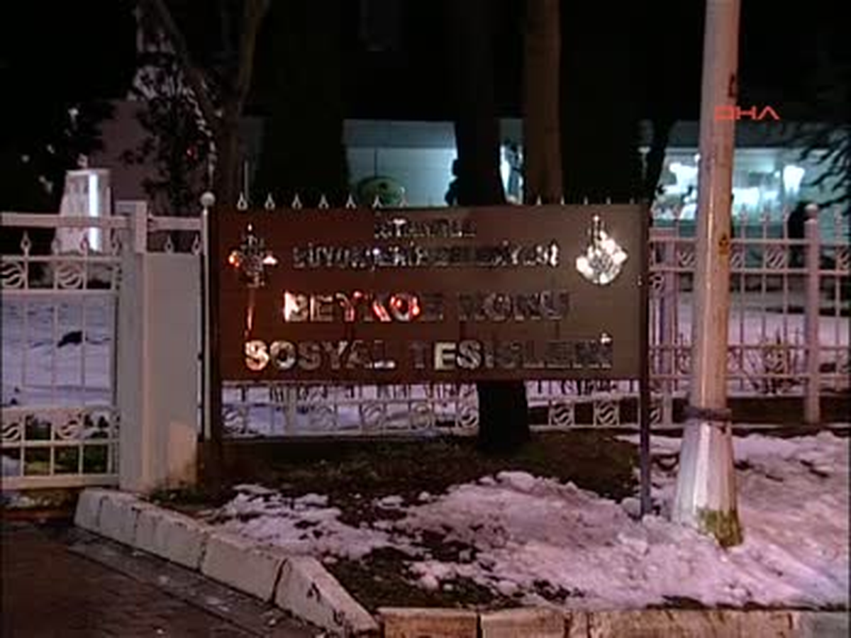 Başbakan Erdoğan Nikah Şahidi Olduek *başbakan Erdoğan AK Parti Eskişehir Milletvekli Nabi Avcı\'nın...