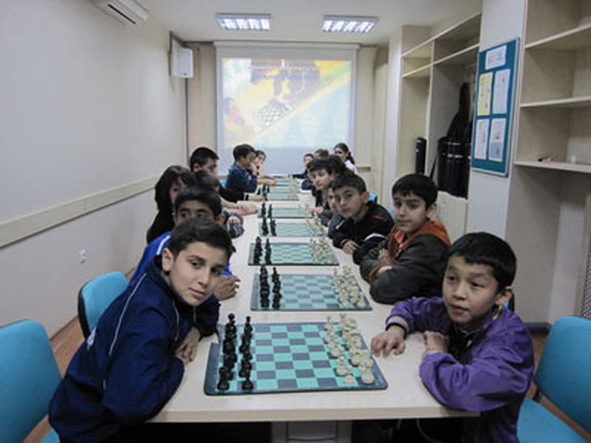 Bilgi Evleri'ni Tatlı Tören Telaşı Sardı