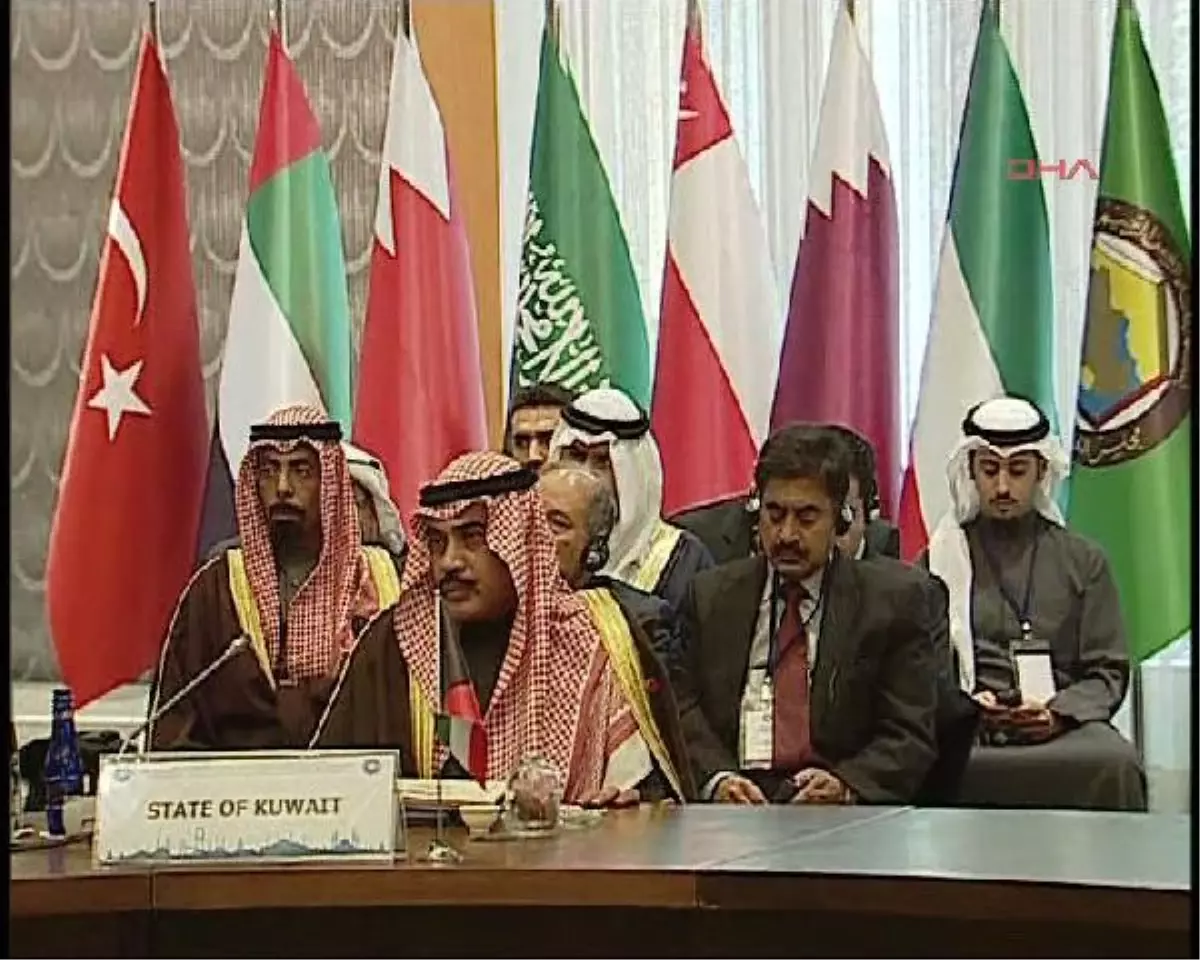 Davutoğlu\'ndan İstikrar Vurgusu