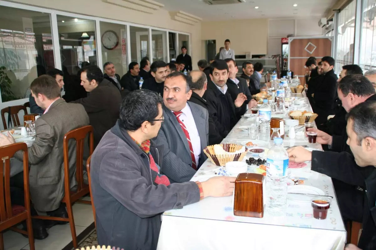 Deimderliler Dayanışma Kahvaltısında Buluştu