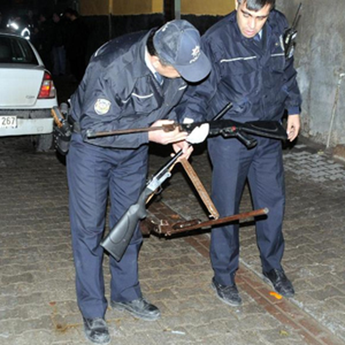 Evden Cephanelik Çıktı