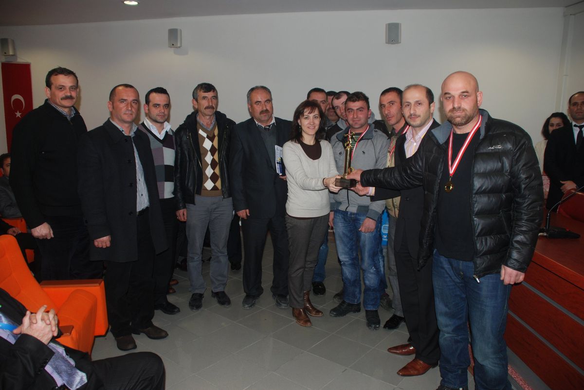 İzmit Belediyesi Bowling Turnuvası Sona Erdi