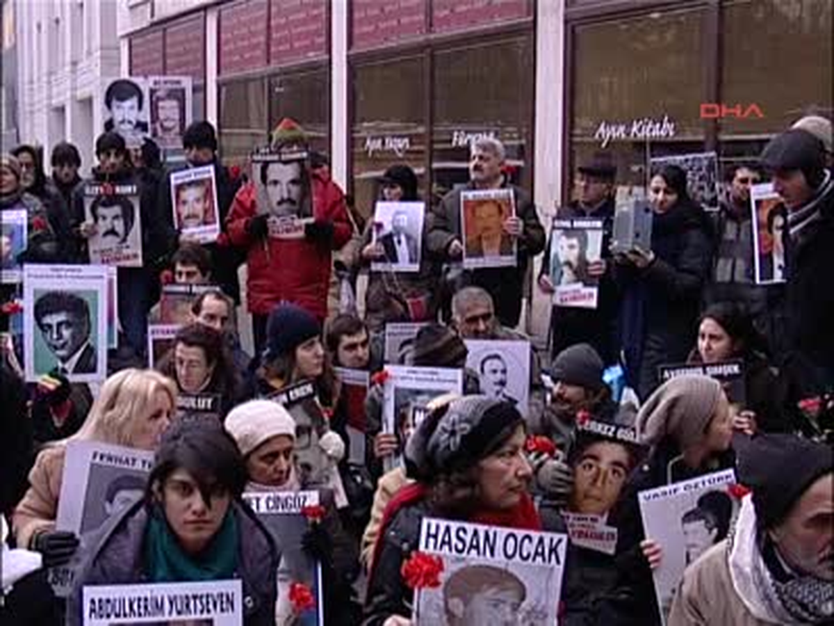 Kayıp Yakınları Diyarbakır'da Bulunan Kemiklere Dikkat Çekti