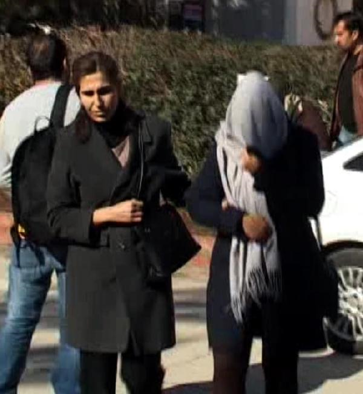 Kuyumcudan Bileklik Çaldığı İleri Sürülen Vekil Öğretmen Otogarda Yakalandı