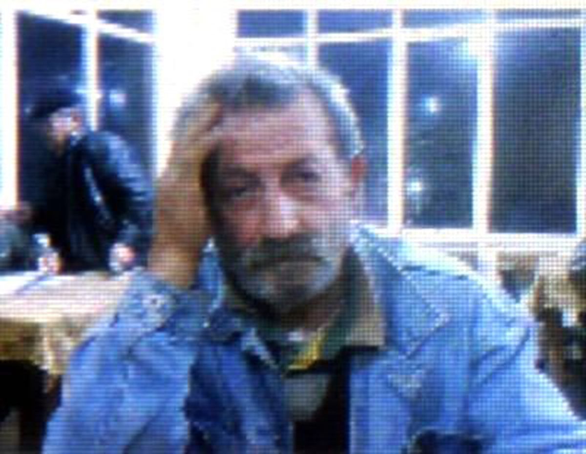 Marangozhanede Kendini Tavana Astı