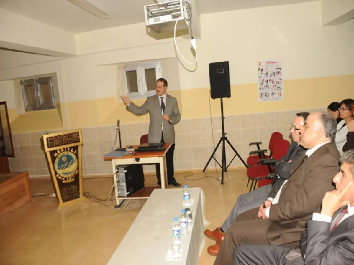 Mezitli'de 'İllerimiz Avrupa Birliği'ne Hazırlanıyor' Toplantısı