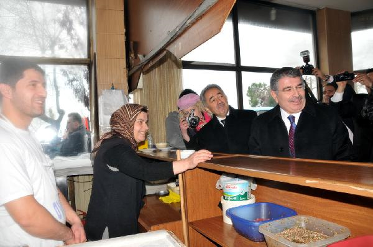Şahin: Ak Partili Belediyelerde En Az CHP\'liler Kadar İnceleme Var