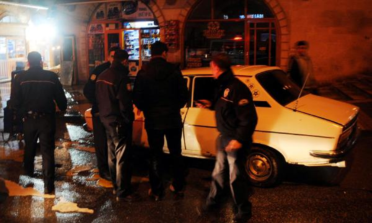 Şanlıurfa\'da Hırsız- Polis Kovalamacası; 3 Gözaltı