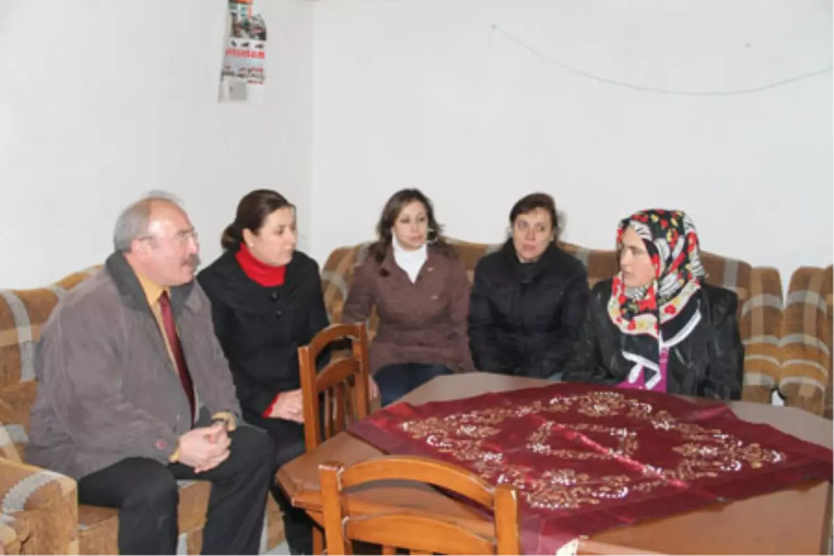 Sevgi Eli Yaraları Sarmaya Devam Ediyor