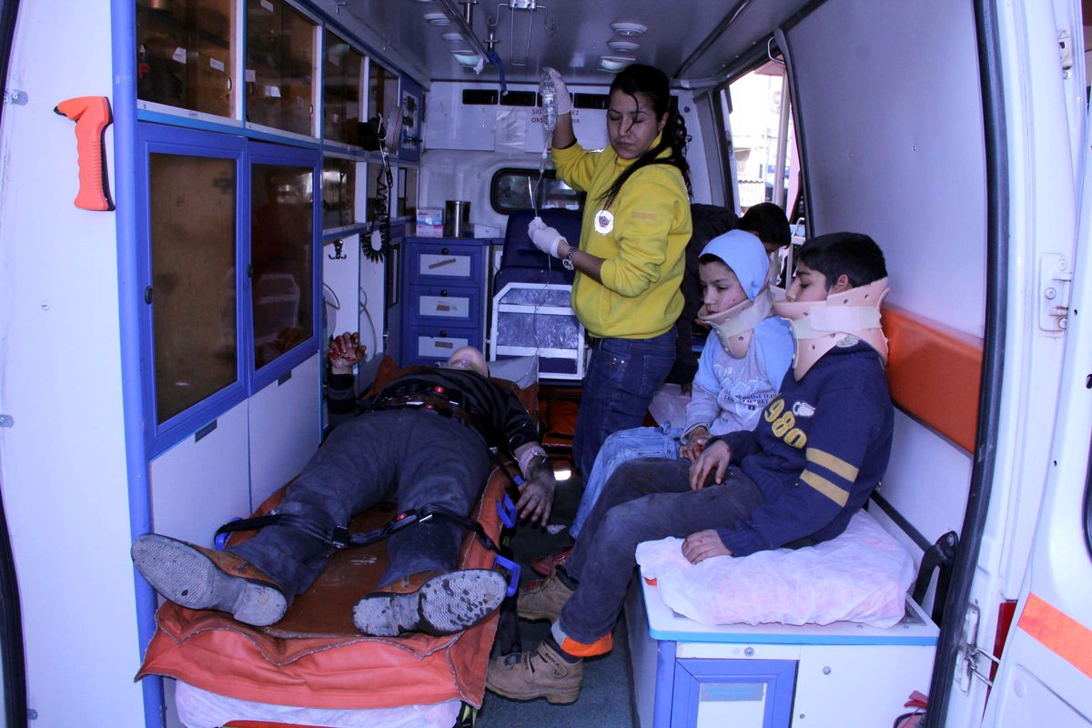 Sultanhisar\'da Trafik Kazası; 4 Yaralı