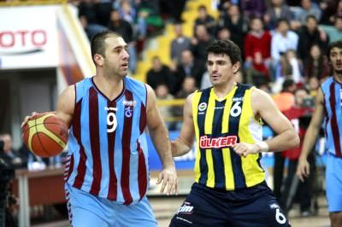 Trabzonspor: 74 - Fenerbahçe Ülker: 84