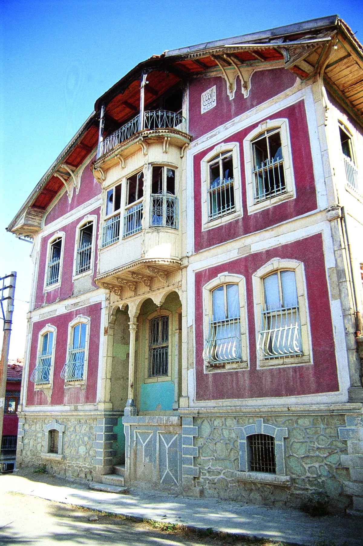 Akşehir\'de Tarihi Konak Restore Ediliyor