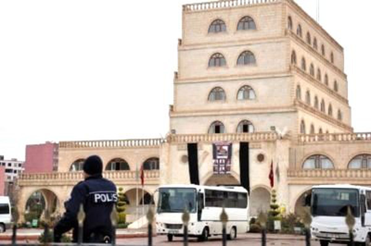 KCK\'da 8 Tutuklama Daha