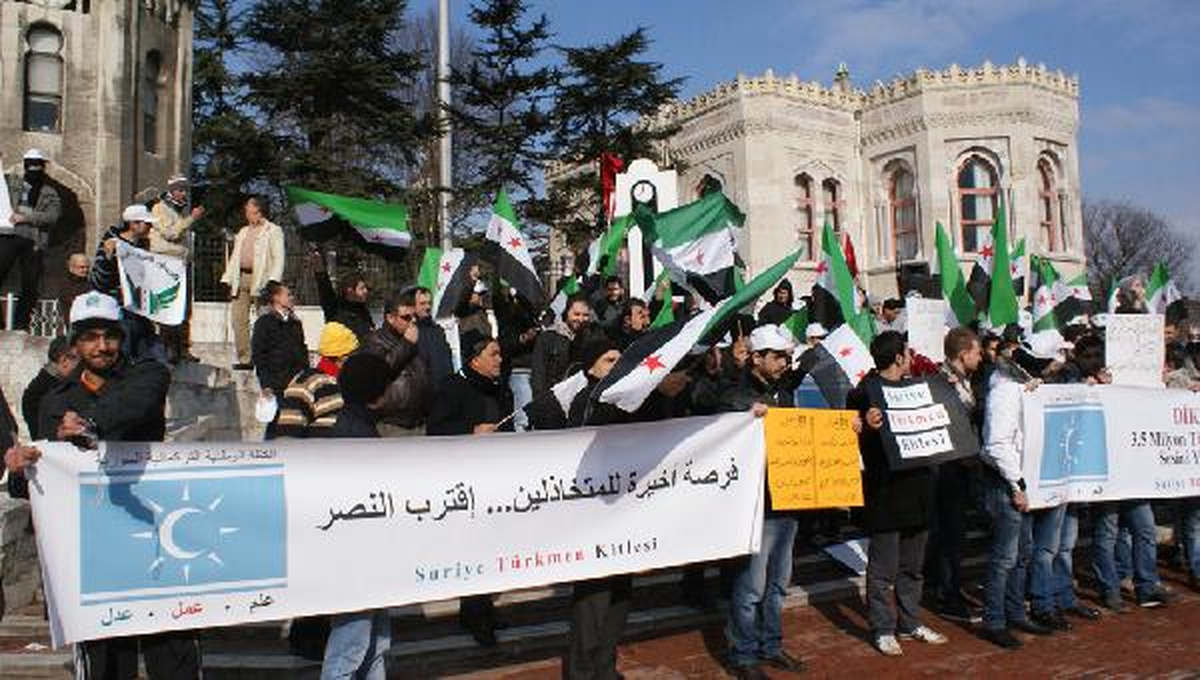 Beyazıt Meydanı\'nda Beşar Esad Protestosu