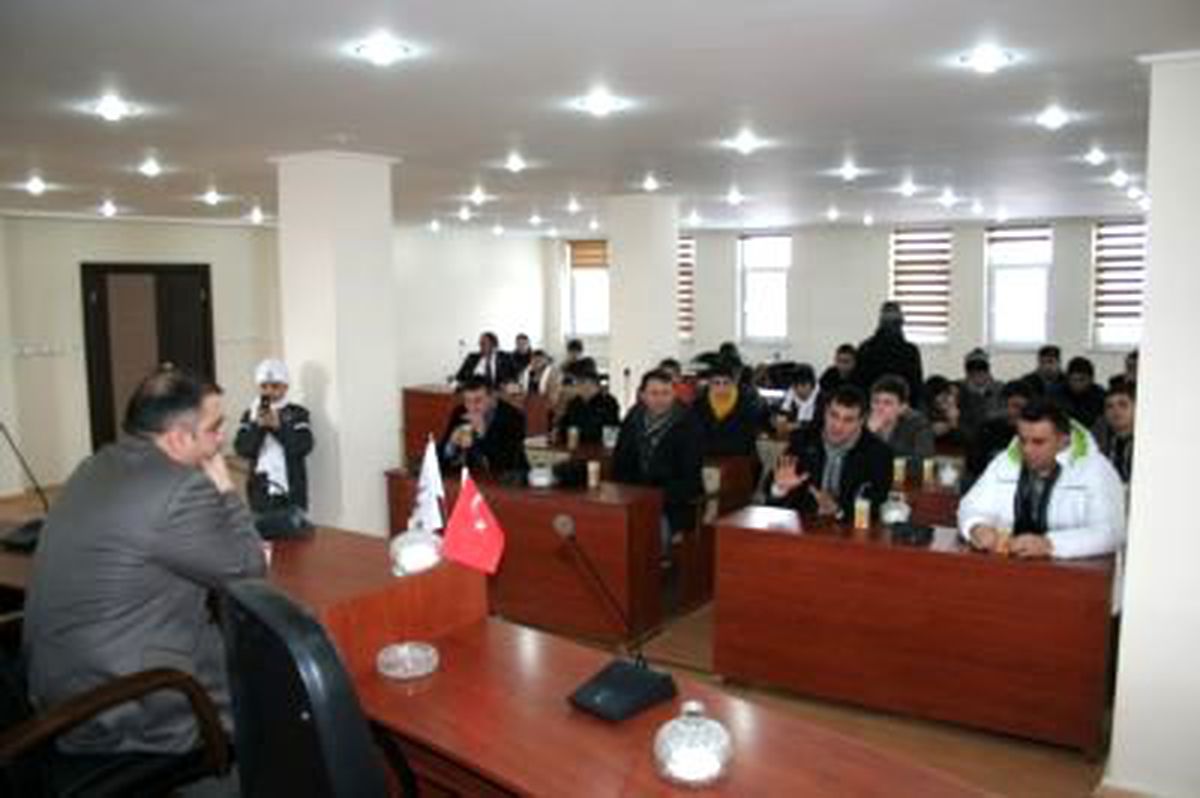 Bilim ve İnsan Vakfı Öğrencilerinden Başkan Cengiz'e Ziyaret