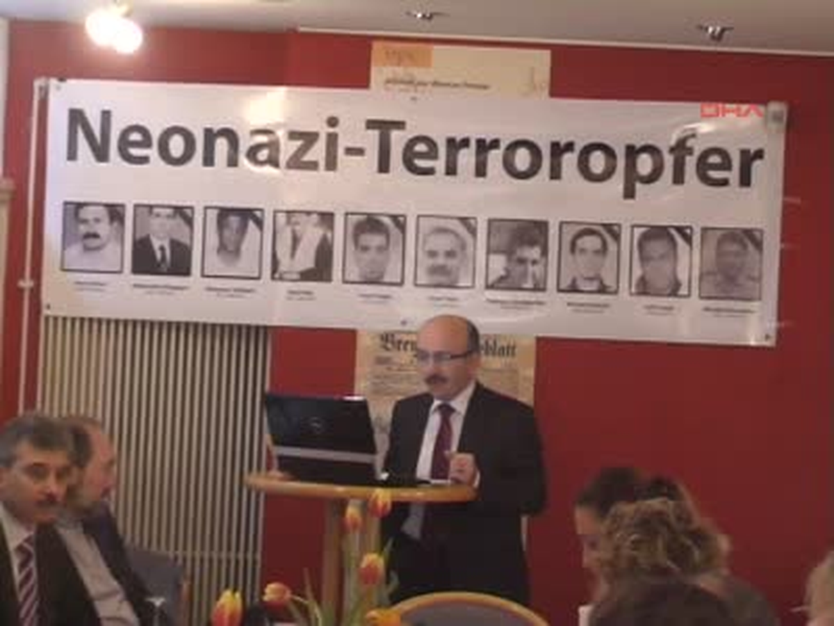 Bremen İslam Derneklerinden Neonazilere Kınama Almanya'nın Bremen Kentinde Diyanet İşleri Türk...