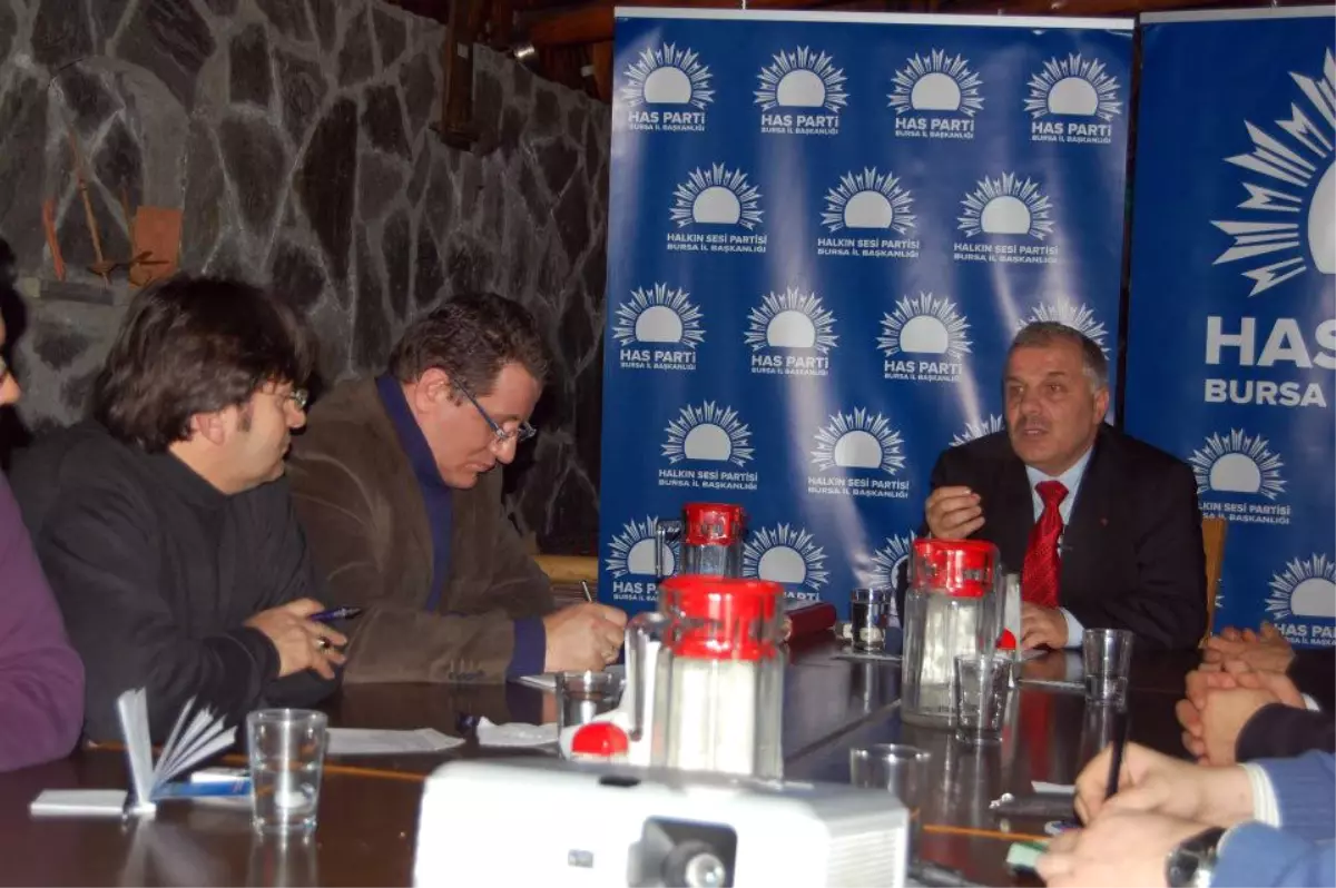 "Derslere Askerin Girmesi Doğru Değildi"