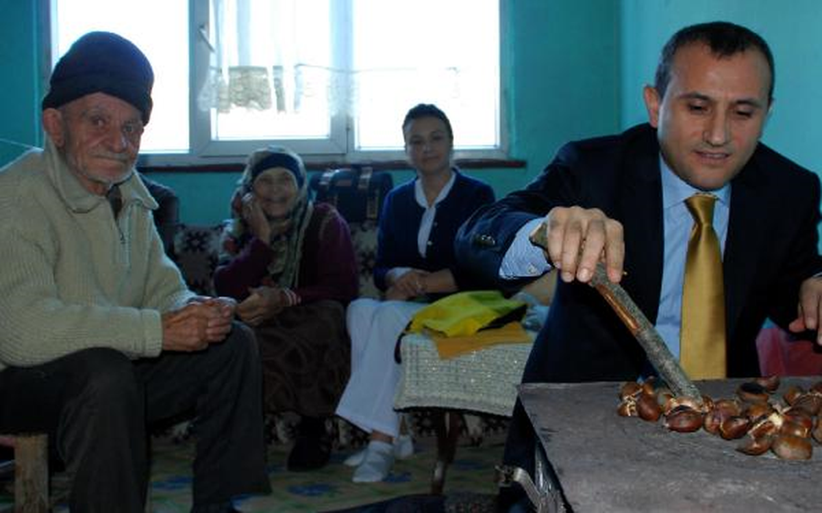 Kaymakamdan Mahkum Ailelerine Yardım Eli