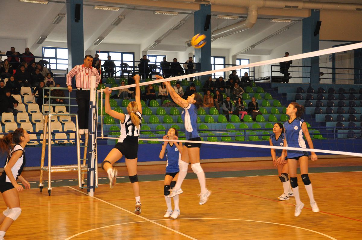Muğla Üniversitesi: 3 Bodrum İktisat: 0