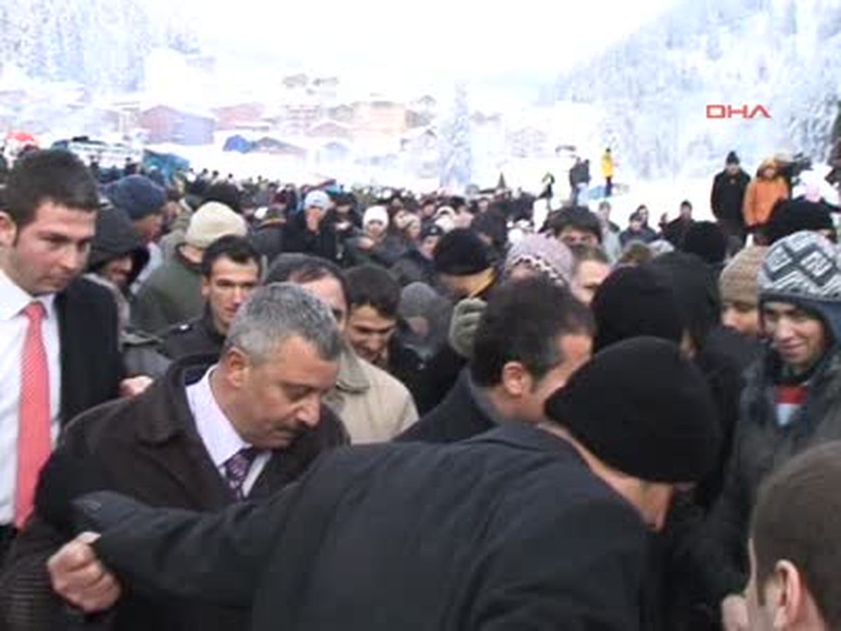 Rize ) Bakan Yazıcı'nın Zor Anları
